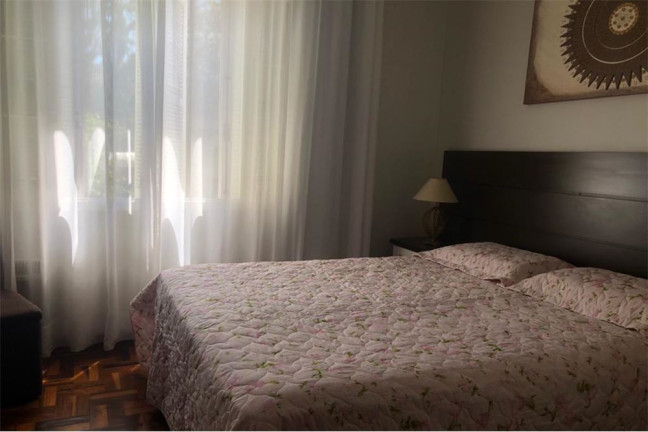 Imagem Imóvel com 1 Quarto à Venda,  em Petrópolis - Porto Alegre