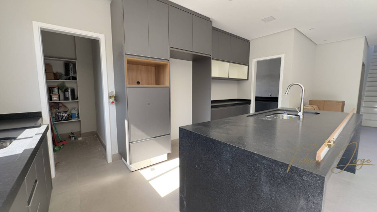 Imagem Casa com 3 Quartos à Venda, 300 m² em Roncáglia - Valinhos Imagem Casa com 3 Quartos à Venda, 300 m² em Roncáglia - Valinhos