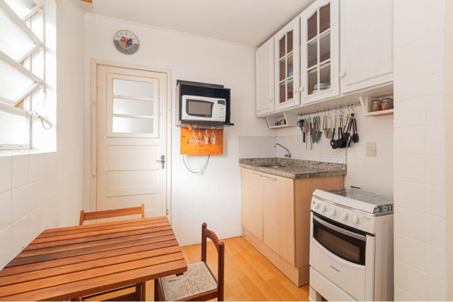 Imagem Apartamento com 1 Quarto à Venda, 47 m² em Auxiliadora - Porto Alegre Imagem Apartamento com 1 Quarto à Venda, 47 m² em Auxiliadora - Porto Alegre