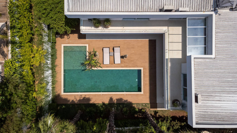 Imagem Casa com 4 Quartos à Venda, 740 m² em Alphaville Residencial Um - Barueri Imagem Casa com 4 Quartos à Venda, 740 m² em Alphaville Residencial Um - Barueri