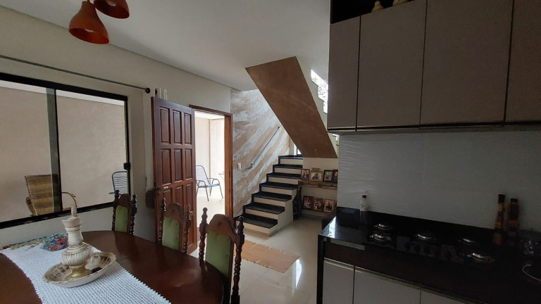 Imagem Casa com 4 Quartos à Venda, 200 m² em Tabuleiro - Matinhos