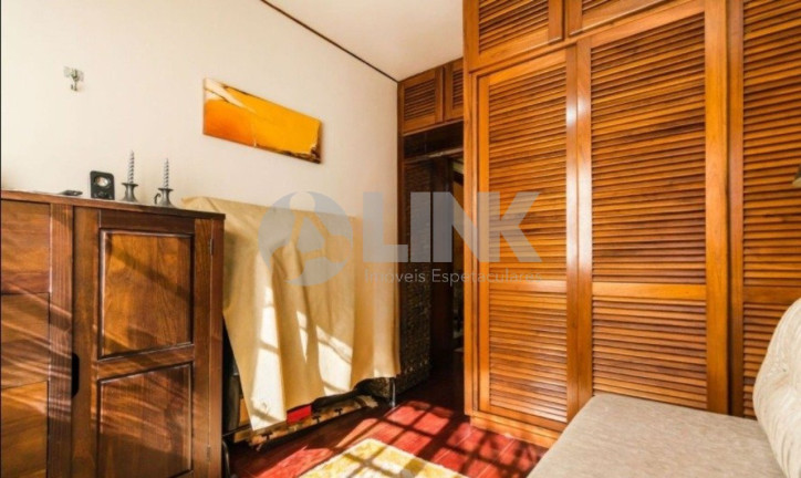 Imagem Imóvel com 3 Quartos à Venda, 168 m² em Petrópolis - Porto Alegre