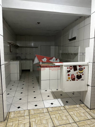 Sala Comercial para Alugar, 34 m² em Perequê Mirim - Caraguatatuba