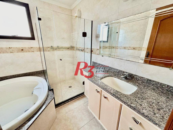 Imagem Apartamento com 3 Quartos à Venda, 179 m² em Gonzaga - Santos