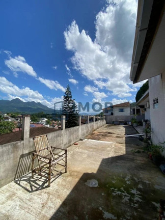 Imagem Casa com 3 Quartos à Venda, 163 m² em Nova Esperança - Guaramirim Imagem Casa com 3 Quartos à Venda, 163 m² em Nova Esperança - Guaramirim