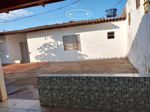 Casa com 2 Quartos à Venda, 100 m² em Vila Mutirão I - Goiânia