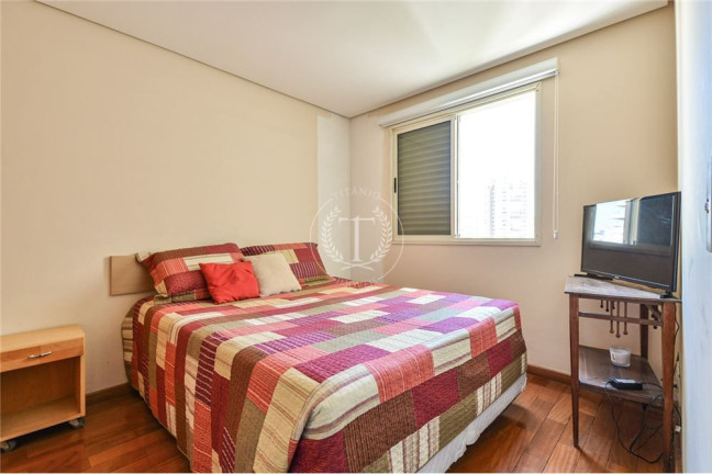 Imagem Apartamento com 2 Quartos à Venda, 64 m² em Moema - São Paulo