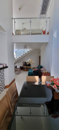 Imagem Casa com 3 Quartos à Venda, 272 m² em São Carlos