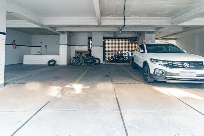 Imagem Apartamento com 3 Quartos à Venda, 149 m² em Centro Histórico - Porto Alegre Imagem Apartamento com 3 Quartos à Venda, 149 m² em Centro Histórico - Porto Alegre