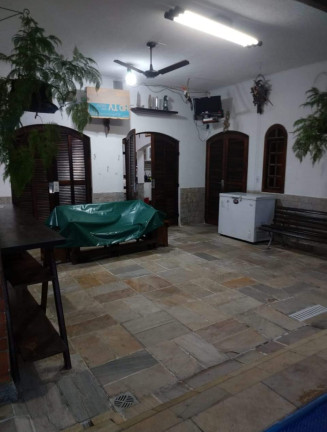 Imagem Casa com 1 Quarto à Venda, 230 m² em Ipiranguinha - Ubatuba Imagem Casa com 1 Quarto à Venda, 230 m² em Ipiranguinha - Ubatuba