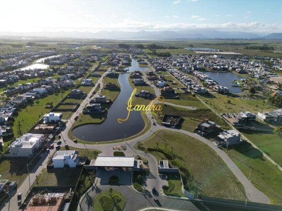 Imagem Terreno à Venda, 250 m² em Centro - Xangri-la Imagem Terreno à Venda, 250 m² em Centro - Xangri-la