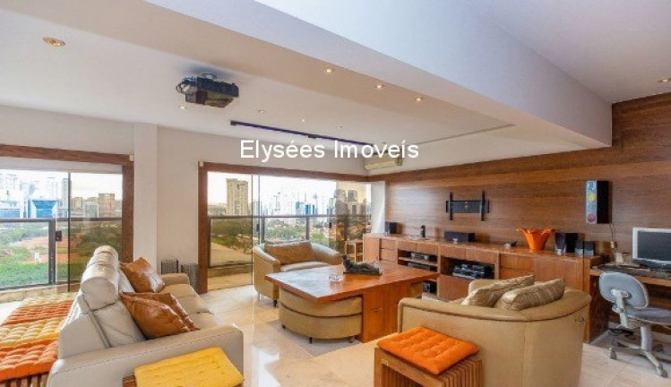 Imóvel com 3 Quartos à Venda, 446 m² em Cidade Monções - São Paulo