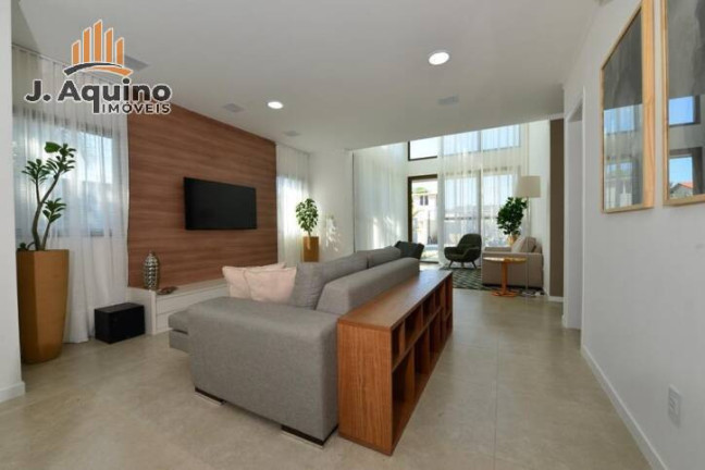 Imagem Casa de Condomínio com 4 Quartos à Venda, 286 m² em Tamatanduba - Eusébio