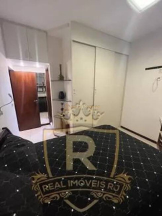 Imagem Apartamento com 5 Quartos à Venda, 302 m² em Lagoa - Rio De Janeiro Imagem Apartamento com 5 Quartos à Venda, 302 m² em Lagoa - Rio De Janeiro
