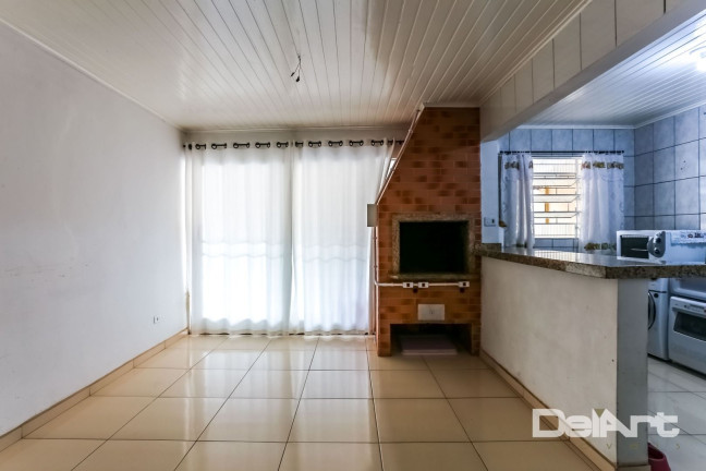 Imagem Casa com 2 Quartos à Venda, 93 m² em Xaxim - Curitiba
