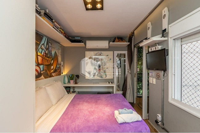 Imagem Casa com 3 Quartos à Venda, 200 m² em Vila Nova Conceição - São Paulo Imagem Casa com 3 Quartos à Venda, 200 m² em Vila Nova Conceição - São Paulo