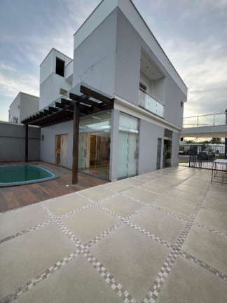 Imagem Casa com 4 Quartos à Venda, 240 m² em Ponta Negra - Manaus