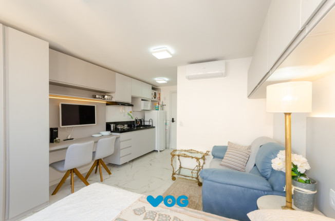 Imagem Imóvel com 1 Quarto à Venda, 25 m² em Rio Branco - Porto Alegre Imagem Imóvel com 1 Quarto à Venda, 25 m² em Rio Branco - Porto Alegre