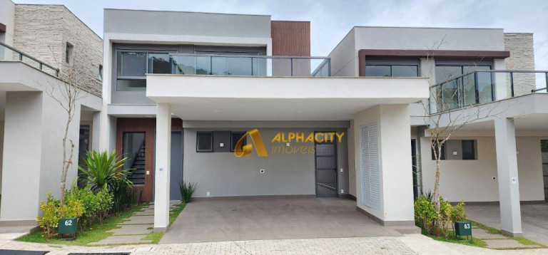 Casa com 3 Quartos à Venda, 200 m² em  Alphaville - Santana De Parnaíba