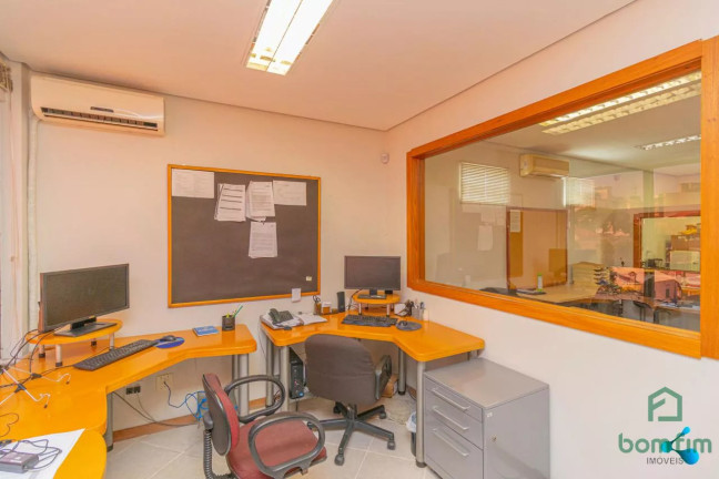 Imagem Sala Comercial à Venda, 45 m² em Petrópolis - Porto Alegre Imagem Sala Comercial à Venda, 45 m² em Petrópolis - Porto Alegre