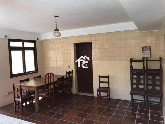 Imagem Casa com 8 Quartos à Venda, 500 m² em Piratininga - Niterói Imagem Casa com 8 Quartos à Venda, 500 m² em Piratininga - Niterói