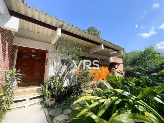 Imagem Casa com 4 Quartos à Venda, 430 m² em Golfe - Teresópolis