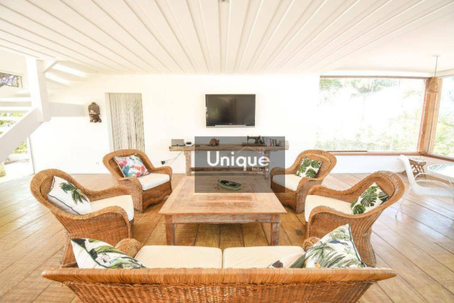 Imagem Casa com 4 Quartos para Temporada, 400 m² em Ferradura - Armação Dos Búzios