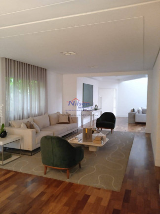Casa com 4 Quartos para Alugar, 650 m² em Vila Rosália - Guarulhos