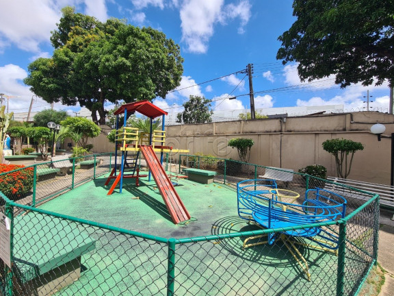 Imagem Apartamento com 2 Quartos à Venda, 72 m² em Jóquei Clube - Fortaleza