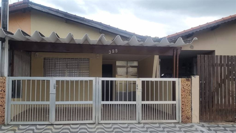Casa com 2 Quartos à Venda,  em Solemar - Praia Grande