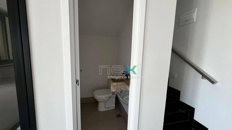 Imagem Sobrado com 3 Quartos à Venda, 138 m² em Itanhangá Park - Campo Grande