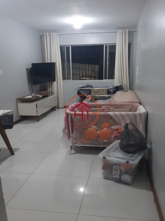 Imagem Apartamento com 3 Quartos à Venda, 65 m² em Trobogy - Salvador