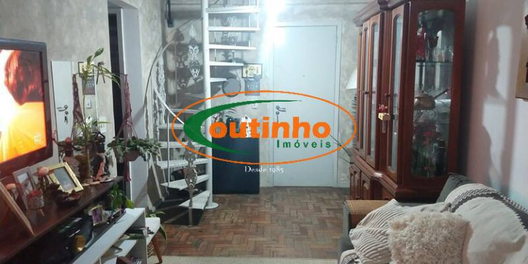 Imagem Apartamento com 4 Quartos à Venda, 120 m² em Vila Isabel - Rio De Janeiro Imagem Apartamento com 4 Quartos à Venda, 120 m² em Vila Isabel - Rio De Janeiro