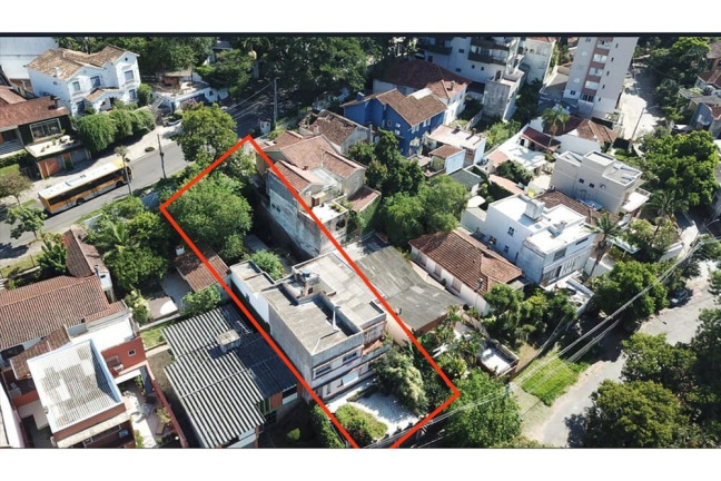 Imagem Terreno à Venda, em Petrópolis - Porto Alegre Imagem Terreno à Venda, em Petrópolis - Porto Alegre