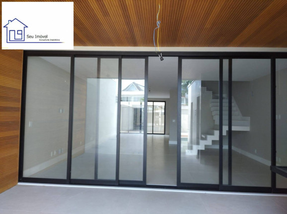 Imagem Casa com 5 Quartos à Venda, 340 m² em Barra Da Tijuca - Rio De Janeiro Imagem Casa com 5 Quartos à Venda, 340 m² em Barra Da Tijuca - Rio De Janeiro