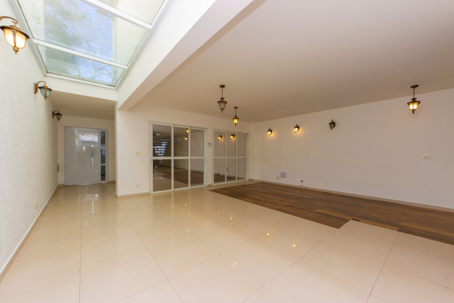 Imagem Casa com 3 Quartos à Venda, 300 m² em Planalto Paulista - São Paulo