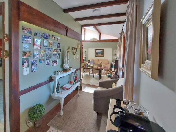 Imagem Casa com 4 Quartos à Venda, 250 m² em Barra Do Imbuí - Teresópolis