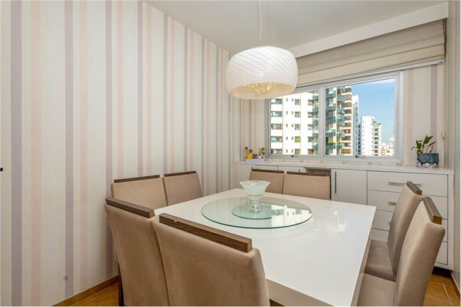 Imagem Apartamento com 4 Quartos à Venda, 196 m² em Moema - São Paulo Imagem Apartamento com 4 Quartos à Venda, 196 m² em Moema - São Paulo