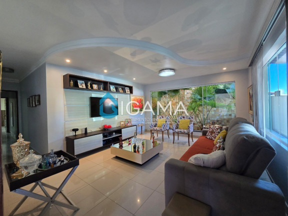 Casa com 4 Quartos para Alugar, 300 m² em Neópolis - Natal