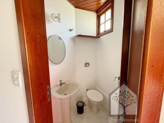 Imagem Casa com 3 Quartos à Venda, 250 m² em Sambaqui - Florianópolis