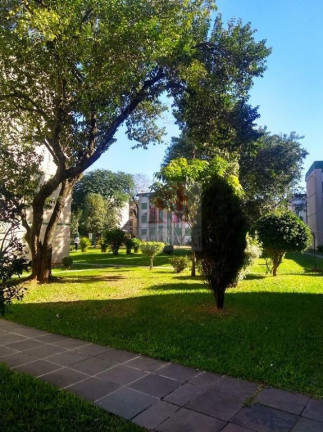 Imagem Apartamento com 2 Quartos à Venda, 55 m² em Humaitá - Porto Alegre