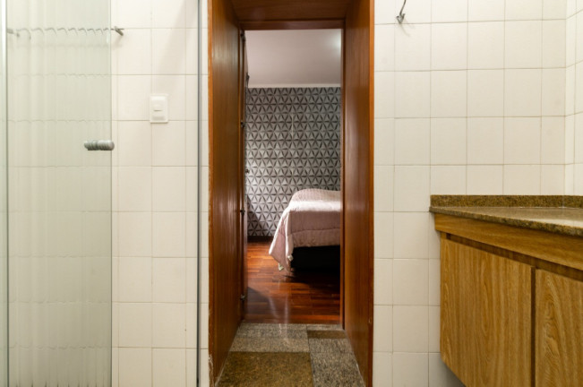 Imagem Casa com 3 Quartos à Venda, 407 m² em Vila Romana - São Paulo