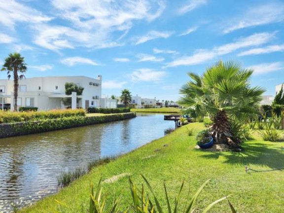 Imagem Casa com 3 Quartos à Venda, 259 m² em Condominio Pateo Marbella - Xangri-lá Imagem Casa com 3 Quartos à Venda, 259 m² em Condominio Pateo Marbella - Xangri-lá
