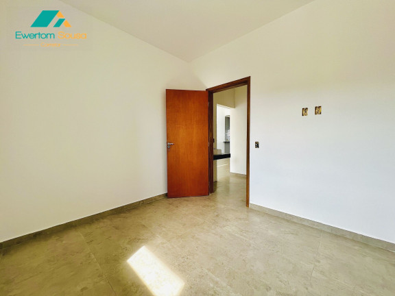 Imagem Casa com 3 Quartos à Venda, 115 m² em Jardim Estância Brasil - Atibaia