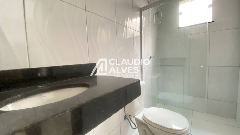 Imagem Casa com 2 Quartos à Venda, 80 m² em Mangabeira - Feira De Santana