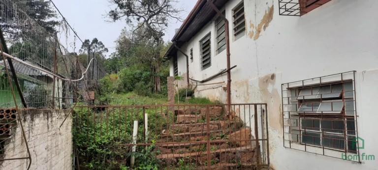 Imagem Casa com 3 Quartos à Venda, 300 m² em Vila Nova - Porto Alegre