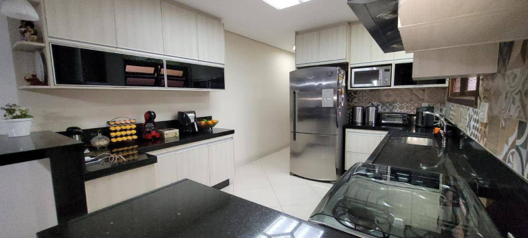 Imagem Casa com 3 Quartos à Venda, 208 m² em Jordanópolis - São Bernardo Do Campo