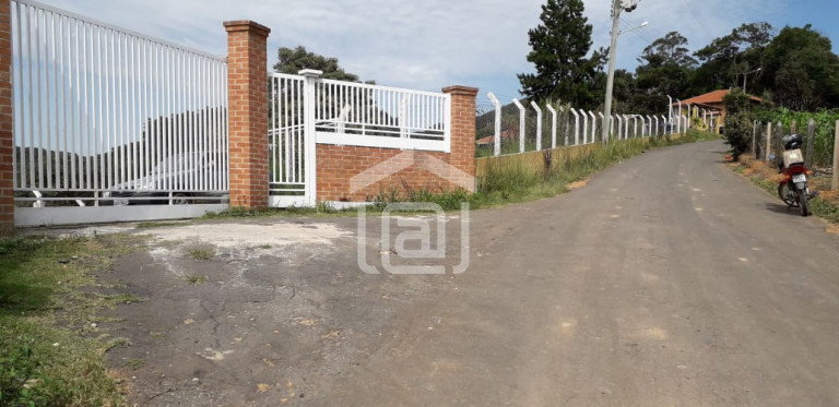 Imagem Imóvel com 3 Quartos à Venda, 20.000 m² em Serra Do Selado (rural) - Poços De Caldas