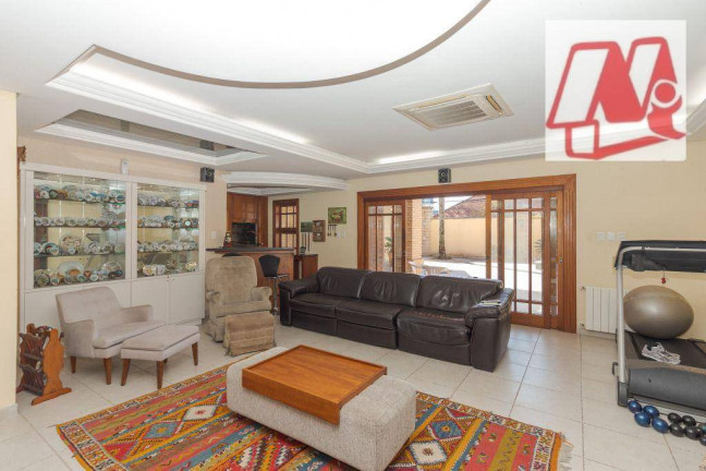 Imagem Casa com 4 Quartos à Venda, 740 m² em Partenon - Porto Alegre Imagem Casa com 4 Quartos à Venda, 740 m² em Partenon - Porto Alegre