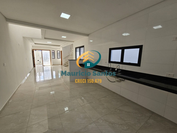 Imagem Sobrado com 3 Quartos à Venda, 147 m² em Centro - Mongaguá
